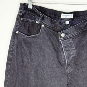 Abercrombie & Fitch The Dad Faded Black Curve Love Denim Jeans - Women’s US 33/1